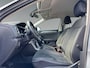 Volkswagen T-Roc 1.0 110pk TSI Style Parkeersensoren voor en achter | Adaptive Cruise Control | 	'App-Connect' draadloze smartphone integratie