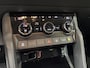 Skoda Karoq 1.0 TSI Greentech Business Edition | Apple carplay / Android auto | Navigatie | Cruise control | PDC | LM Velgen | NAP | Rijklaar prijs!