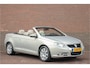 Volkswagen Eos 1.4 TSI Highline, Stoelverwarming, Bluetooth, PDC, Windscherm, Climate control, Cruise control.