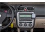 Volkswagen Eos 1.4 TSI Highline, Stoelverwarming, Bluetooth, PDC, Windscherm, Climate control, Cruise control.