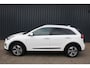 Kia Niro EV e-Niro DynamicPlusLine 64 kWh Leer | Navigatie | DAB | Stoelverwarming Voor + Achter | JBL | Stuurverwarming | Adaptive Cruise | Schuifdak