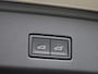 Volkswagen Touareg 3.0 TSi eHybrid 4MOTION R Edition 462 PK| SoH 100% | V6 | Panoramadak | Leder Interieur | Luchtvering | Navigatie | Dodehoekdetectie | 360 Camera | Head-Updisplay | Stoelverwarming Voor & Achter