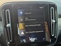 Volvo XC40 2.0 T4 Inscription | Trekhaak | Harman/Kardon | Adaptive Cruise | Keyless entry/start | Camera | Extra Getint Glas | Stoelverwarming | Elektrisch verwarmbare voorruit | BLIS | Parkeersensoren V+A |