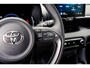 Toyota Yaris Full Hybrid Dynamic Plus Automaat | Celestite Grey Metallic | Dodehoeksensoren | Apple Carplay | Stoel-Stuurverwarming | PDC v/a | Nieuwstaat
