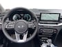 Kia Xceed 1.6 GDi PHEV ExecutiveLine | Trekhaak Afneembaar + 13-Polige Stekker | Apple Carplay / Android Auto | Navigatiesysteem | Stoelverwarming + Stoelkoeling | Stuurverwarming | Elektrisch Verstelbare Voorstoelen | Bestuurdersstoel Met geheugen | Elektrisch bedienbaar Schuif / Kanteldak | Elektrisch Bedienbare Achterklep | 18'Lichtmetalen Velgen | Licht + Regensensor |