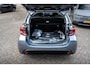 Toyota Yaris Full Hybrid Dynamic Plus Automaat | Celestite Grey Metallic | Dodehoeksensoren | Apple Carplay | Stoel-Stuurverwarming | PDC v/a | Nieuwstaat