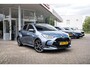 Toyota Yaris Full Hybrid Dynamic Plus Automaat | Celestite Grey Metallic | Dodehoeksensoren | Apple Carplay | Stoel-Stuurverwarming | PDC v/a | Nieuwstaat