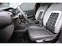 Citroën C4 1.2 Hybrid 136 Max | Adaptive Cruise Control | HUD | Achteruitrij camera | Navi By App | Stoel/Stuur verwarming | DAB | Draadloze telefoonlader | Extra getint glas | LMV 18" |