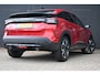Citroën C4 1.2 Hybrid 136 Max | Adaptive Cruise Control | HUD | Achteruitrij camera | Navi By App | Stoel/Stuur verwarming | DAB | Draadloze telefoonlader | Extra getint glas | LMV 18" |