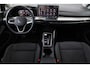 Volkswagen Golf 1.5 eHybrid Style Edition SOH 100% | 204PK / 150kW DSG, LED Matrix (IQ.Light), rondomzicht 360° camera (Area View), Apple Carplay & Android Auto, achteruitrijcamera (Rear View), head-up display, 3-zone climatronic, draadloze telefoonlader, elektrisch verstelbare ErgoActive voorstoel met geheugen- en massagefunctie, dynamisch grootlichtassistent (Dynamic Light Assist), navigatie, dodehoekdetectie (Side Assist), 18'' 'Leeds' LMV, navigatie, elektrisch verstel-, verwarm- en inklapbare buitenspiegels, adaptieve cruise control (ACC) met Travel Assist, DAB+, keyless access etc.