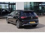 Volkswagen Golf 1.5 eHybrid Style Edition SOH 100% | 204PK / 150kW DSG, LED Matrix (IQ.Light), rondomzicht 360° camera (Area View), Apple Carplay & Android Auto, achteruitrijcamera (Rear View), head-up display, 3-zone climatronic, draadloze telefoonlader, elektrisch verstelbare ErgoActive voorstoel met geheugen- en massagefunctie, dynamisch grootlichtassistent (Dynamic Light Assist), navigatie, dodehoekdetectie (Side Assist), 18'' 'Leeds' LMV, navigatie, elektrisch verstel-, verwarm- en inklapbare buitenspiegels, adaptieve cruise control (ACC) met Travel Assist, DAB+, keyless access etc.