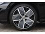 Volkswagen Golf 1.5 eHybrid Style Edition SOH 100% | 204PK / 150kW DSG, LED Matrix (IQ.Light), rondomzicht 360° camera (Area View), Apple Carplay & Android Auto, achteruitrijcamera (Rear View), head-up display, 3-zone climatronic, draadloze telefoonlader, elektrisch verstelbare ErgoActive voorstoel met geheugen- en massagefunctie, dynamisch grootlichtassistent (Dynamic Light Assist), navigatie, dodehoekdetectie (Side Assist), 18'' 'Leeds' LMV, navigatie, elektrisch verstel-, verwarm- en inklapbare buitenspiegels, adaptieve cruise control (ACC) met Travel Assist, DAB+, keyless access etc.