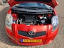 Toyota Yaris 1.3 VVTi Sol MMT / AUTOMAAT / AIRCO / APK MAART 2027 / METALLIC