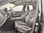 Volvo XC60 Plug-in Hybrid T6 AWD Ultimate Bright | Long Range | Adaptive cruise control | Panoramadak | Head-up display | Stoel- en stuurverwarming | Dode hoek detectie BLIS | Verwarmbare achterbank | Lederen bekleding | Standkachel | Actieve LED koplampen | 20 inch velgen | Navigatie | Apple Carplay / Android Auto |