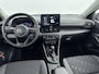 Toyota Yaris 1.5 Hybrid 115 Dynamic | Apple Carplay / Android Auto | Dodehoek detectie | Parkeersensoren voor/achter | Stoel-/stuurverwarming | Adaptive Cruise | Clima | Keyless | Camera | 16 inch