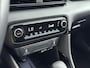 Toyota Yaris 1.5 Hybrid 115 Dynamic | Apple Carplay / Android Auto | Dodehoek detectie | Parkeersensoren voor/achter | Stoel-/stuurverwarming | Adaptive Cruise | Clima | Keyless | Camera | 16 inch