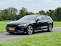 Volvo V60 B4 R-Design|Trekhaak|H/K|Pilot Assist|BLIS| 19"|1e eig!