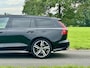 Volvo V60 B4 R-Design|Trekhaak|H/K|Pilot Assist|BLIS| 19"|1e eig!