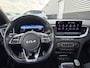 Kia Ceed 1.0 T-GDi GT-Line Schuif/kanteldak, Nieuw logo! Stoelverwarming- & Stuurwiel verwarmd, Dodehoekdetectie, Digitaal dashboard, Achteruitrijcamera, Navigatie