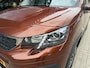 Peugeot Rifter 1.2 Turbo 130PK Allure | Automaat | Zeer ruime en complete auto | Navigatie via telefoon | Trekhaak 1150 KG | Camera | Parkeersensoren V+A | All Season banden | 2x Zijschuifdeur | Climate Control | Cruise Control | LED Dagrijverlichting | Hoge Zitpositie | Dakrails |