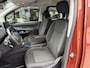 Peugeot Rifter 1.2 Turbo 130PK Allure | Automaat | Zeer ruime en complete auto | Navigatie via telefoon | Trekhaak 1150 KG | Camera | Parkeersensoren V+A | All Season banden | 2x Zijschuifdeur | Climate Control | Cruise Control | LED Dagrijverlichting | Hoge Zitpositie | Dakrails |