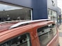 Peugeot Rifter 1.2 Turbo 130PK Allure | Automaat | Zeer ruime en complete auto | Navigatie via telefoon | Trekhaak 1150 KG | Camera | Parkeersensoren V+A | All Season banden | 2x Zijschuifdeur | Climate Control | Cruise Control | LED Dagrijverlichting | Hoge Zitpositie | Dakrails |
