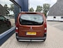 Peugeot Rifter 1.2 Turbo 130PK Allure | Automaat | Zeer ruime en complete auto | Navigatie via telefoon | Trekhaak 1150 KG | Camera | Parkeersensoren V+A | All Season banden | 2x Zijschuifdeur | Climate Control | Cruise Control | LED Dagrijverlichting | Hoge Zitpositie | Dakrails |