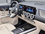 Mercedes-Benz GLA 180 Star Edition Luxury Line | Panoramadak | Trekhaak Wegklapbaar | Memory Pakket | Achteruitrijcamera | Sfeerverlichting | Stoelverwarming | Dodehoekassistentie | Multibeam LED | Keyless-GO | Elektrisch Bedienbare Achterklep