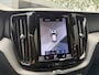 Volvo XC60 2.0 T6 Plug-in hybrid AWD R-Design | Luchtvering | 360 Camera | Intelli safe | Trekhaak