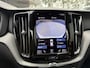 Volvo XC60 2.0 T6 Plug-in hybrid AWD R-Design | Luchtvering | 360 Camera | Intelli safe | Trekhaak