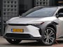 Toyota BZ4X 71kWh/ BI-TONE/ PANORAMADAK/ ELEKT. STOEL/ ELEKT. KLEP/ SOH 96%