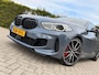 BMW 1-Serie M135i xDrive Executive | Cruise Control | Kuipstoelen | Stoelverwarming | HiFi Audio | Carplay | Navi | Climate | 19 Inch |