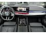 BMW 5-Serie Touring 550e 490pk M-sport xDrive Panoramadak *BTW* Bowers&Wilkins Trekhaak Head-up M-perfomance look
