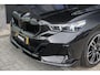 BMW 5-Serie Touring 550e 490pk M-sport xDrive Panoramadak *BTW* Bowers&Wilkins Trekhaak Head-up M-perfomance look