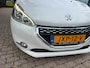 Peugeot 208 1.6 THP GTi 200 pk leder, cruise, elec pakket, pdc, navi , mooie onderhouden goed rijdende auto .