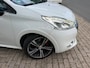 Peugeot 208 1.6 THP GTi 200 pk leder, cruise, elec pakket, pdc, navi , mooie onderhouden goed rijdende auto .