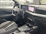 Opel Frontera 1.2 Turbo Hybrid GS Uiteraard als nieuw, rijklaar en voorzien Opel fabrieksgarantie | Climate | Stoel en stuurverwarming | LMV met all season | Cruise control | Full LED | Fabrieksnavigatie | Draadloos Carplay | We zijn officieel Opel dealer!