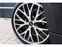 MINI Cooper 5-Deurs 1.5 Serious Business | JCW | Pano | Stoelverwarming | 18 Inch | LED | Keyless Entry | John Cooper Works pakket