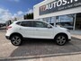 Nissan Qashqai 1.2 N-Connecta Pano/Navi/Camera/Trekhaak