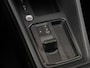 Volkswagen Overige LIFE 1.5 eHybrid 150 pk DSG Automaat | Camera | Parkeersensoren voor en achter | Trekhaak | Navigatie via app connect |
