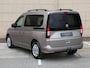 Volkswagen Overige LIFE 1.5 eHybrid 150 pk DSG Automaat | Camera | Parkeersensoren voor en achter | Trekhaak | Navigatie via app connect |