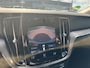 Volvo V60 2.0 T5 Momentum | Trekhaak | Achteruitrijcamera | Parkeersensoren | Elektrische Achterklep | Climate Control | Cruise Control | Lichtmetalen Velgen | Navigatie | Apple Carplay | Android Auto