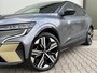 Renault Megane E-Tech EV60 Optimum Charge 220 Iconic / SOH 96% / WLTP 500 / Snel lader / Warmtepomp / Harman KArdon / Camera Binnenspiegel / 360 Camera / Navigatie / Carplay / Clima / Two Tone / 20" lm