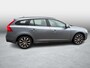 Volvo V60 1.5 T3 Polar+ Dynamic | Trekhaak | Parkeersensoren | Bi-Xenon Adaptief | Verwarmde Voorruit | Stoelverwarming | Lederen Bekleding | High Performance Audio | Bluetooth | Climate Control | Cruise Control | Lichtmetalen Velgen 17 inch | Navigatie