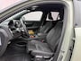 Volvo XC40 Single Motor Extended Range Plus 82 kWh | Trekhaak | Warmtepomp | Two-Tone | Achteruitrijcamera | Parkeersensoren | Keyless Entry | Elektrische Achterklep | Lichtmetalen Velgen 20 inch | Stoelverwarming | Google Navigatie | Apple Carplay | Android Auto