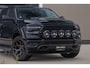Dodge Ram BLACK OPS | 5.7 V8 HEMI | WIDEBODY HULK | OPEN UITLAAT KLEP | ZEER DIK | DUBBELE CABINE | DC | 5 PERSOONS | GRIJS KENETEKEN | EXTRA BREDE WIELEN IN HET BRONS | MEGA DIK | 3500KG TREKVERMOGEN |