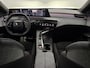 Peugeot 3008 1.2 Hybrid 136 GT 360 Camera, Navi, Half leder/Alcantara, Memory stoelen, Stoelverwarming, Elektrische achterklep, Rijstrook correctie, Keyless start