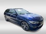 BMW 3-Serie Touring 330i High Executive Ed. M Sport / Trekhaak / Panoramadak / 360Camera / Head-up / Keyless / 19'' / Harman Kardon / Leder / Stuur+Stoelverwarming / Dodehoek / DAB / ACC