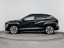 Hyundai Kona Electric Premium 64.8 kWh | Apple Carplay/Android Auto | Lichtmetalen velgen 19" | Navigatiesysteem full map | Nieuw snel leverbaar