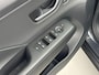 Hyundai Kona 1.6 GDI HEV Premium Sky | 19 INCH VELGEN | APPLE CARPLAY | ACHTERUITRIJCAMERA | PANORAMADAK